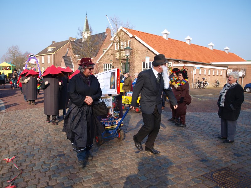 Carnavalsoptocht pannerden 2015