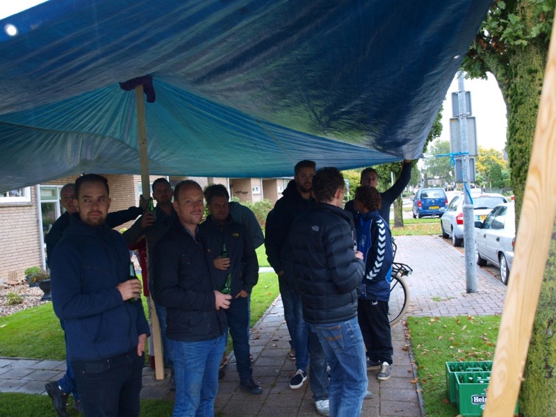 bogenbouw activiteiten in Pannerden voor de kermis