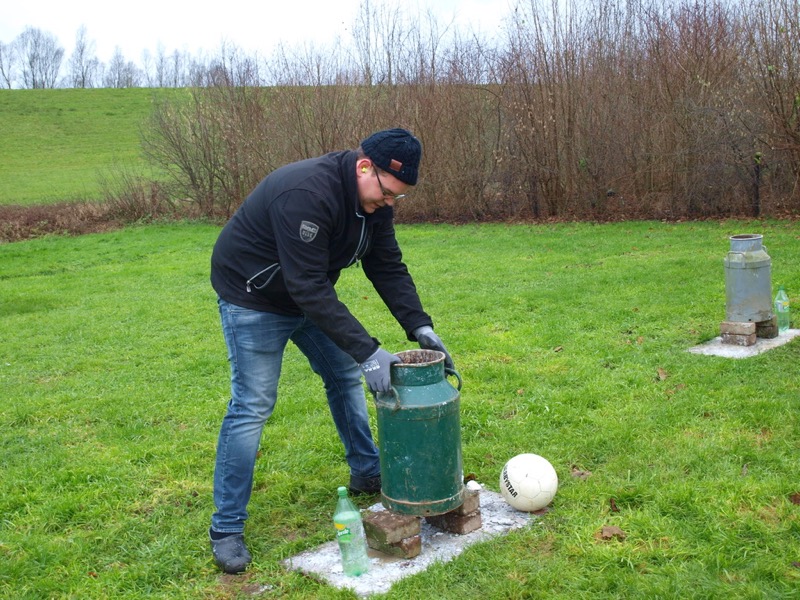 carbid schieten in Pannerden