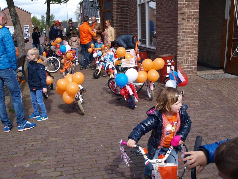 Koningsdag 27 ap 010 800x600