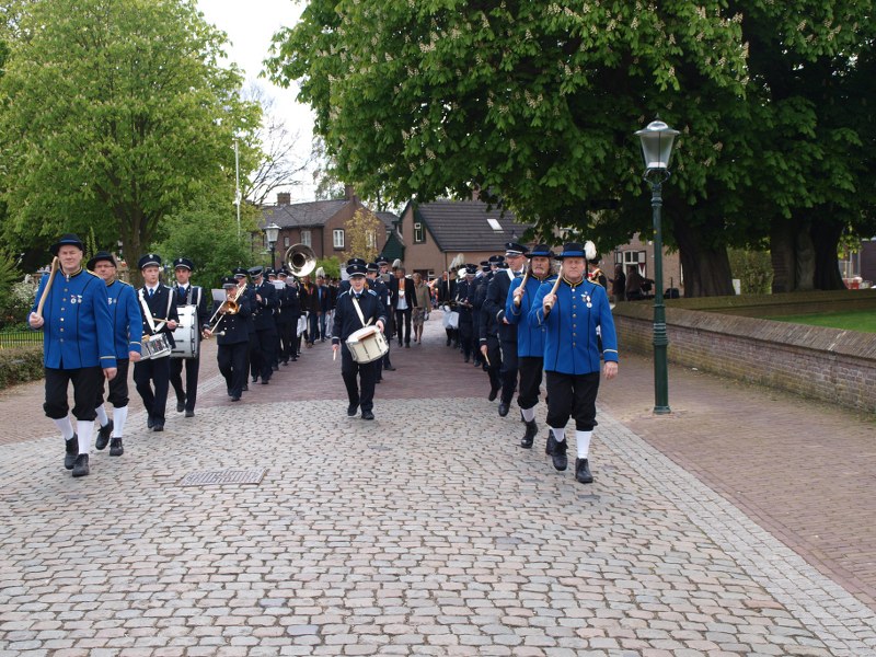 Koningsdag 27 ap 103 800x600