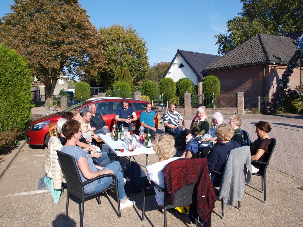 bogenbouw tijdens de kermis in pannerden