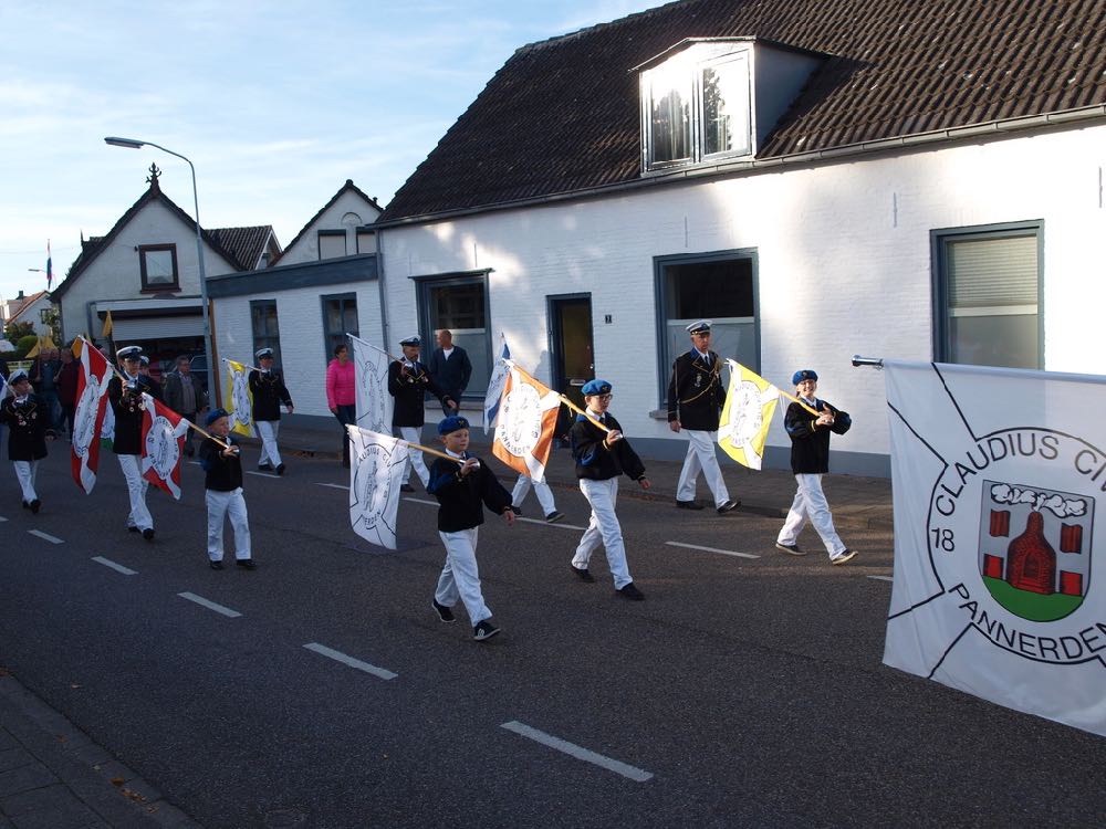 foto kermis maandag pannerden over koningschieten