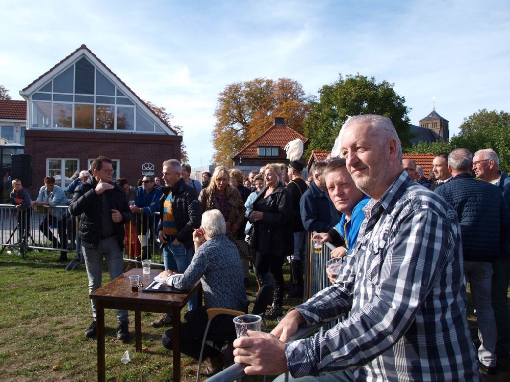 foto kermis maandag pannerden over koningschieten