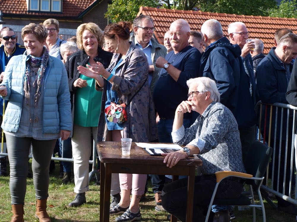 foto kermis maandag pannerden over koningschieten