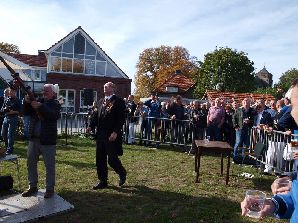 foto kermis maandag pannerden over koningschieten