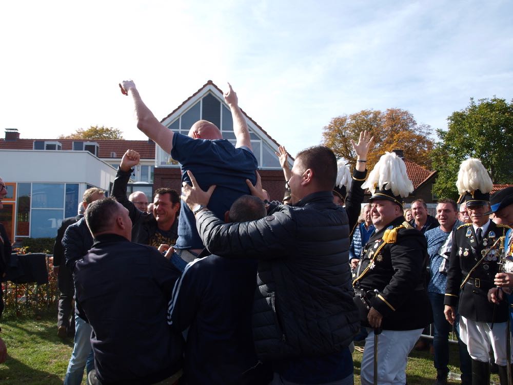 foto kermis maandag pannerden over koningschieten