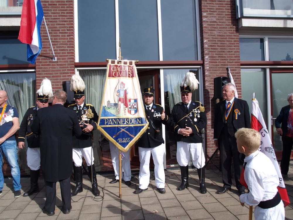 foto kermis maandag pannerden over koningschieten