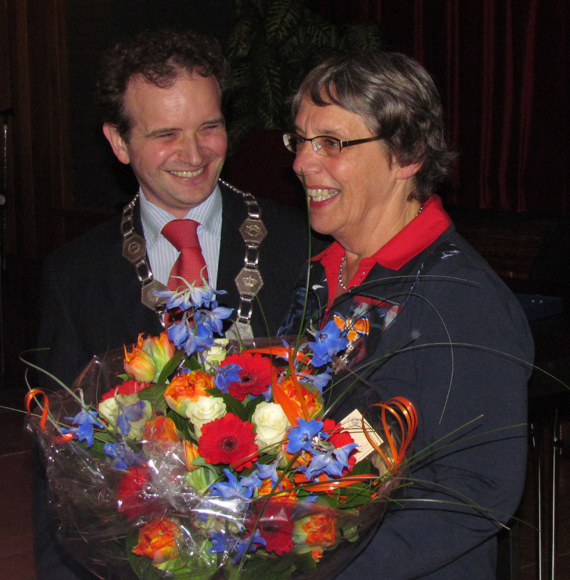 ria reijmer uit pannerden met burgemeester slinkman