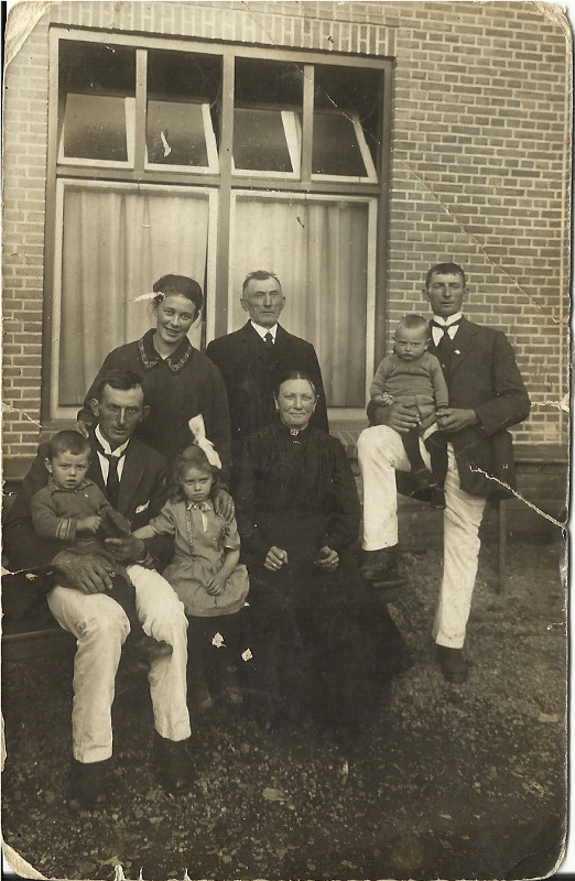 foto uit 1926 van de famile wezendonk uit pannerden